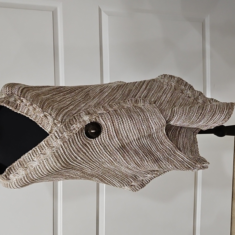 Chunky Knit Buttoned Shawl